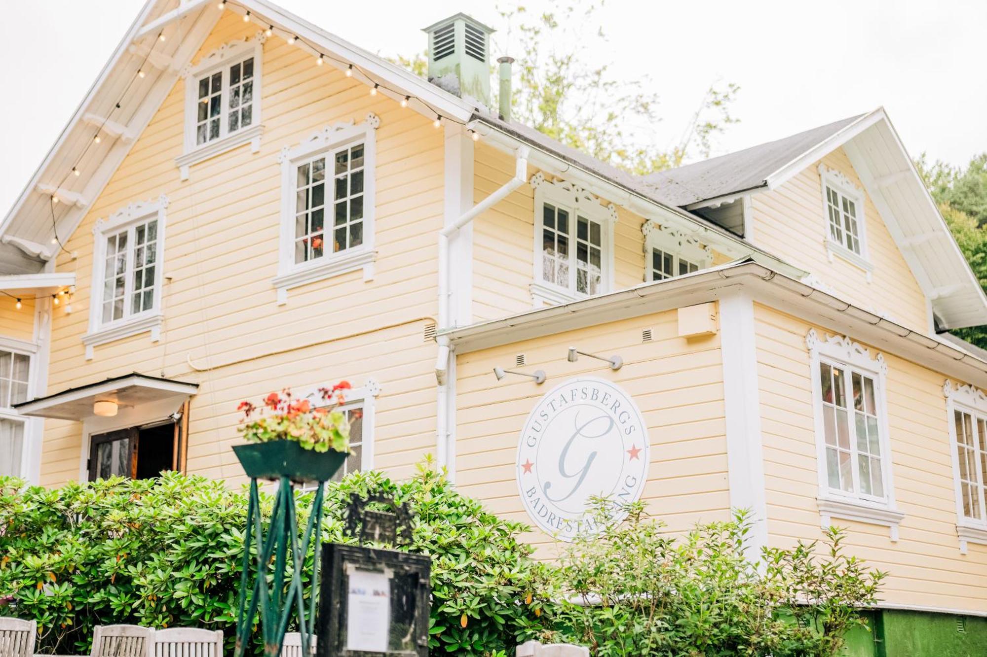 Gustafsbergs Badhotell&Vandrarhem Uddevalla Exteriör bild