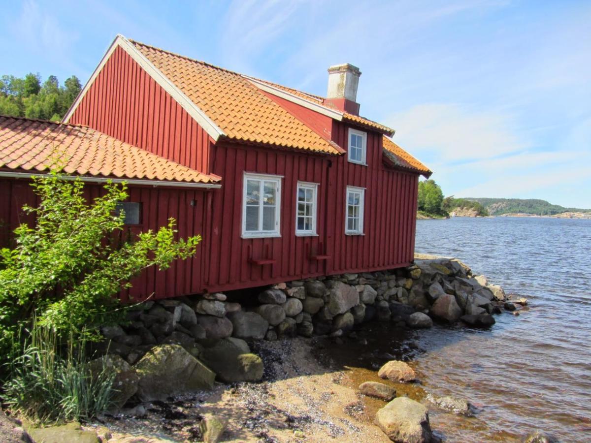 Gustafsbergs Badhotell&Vandrarhem Uddevalla Exteriör bild
