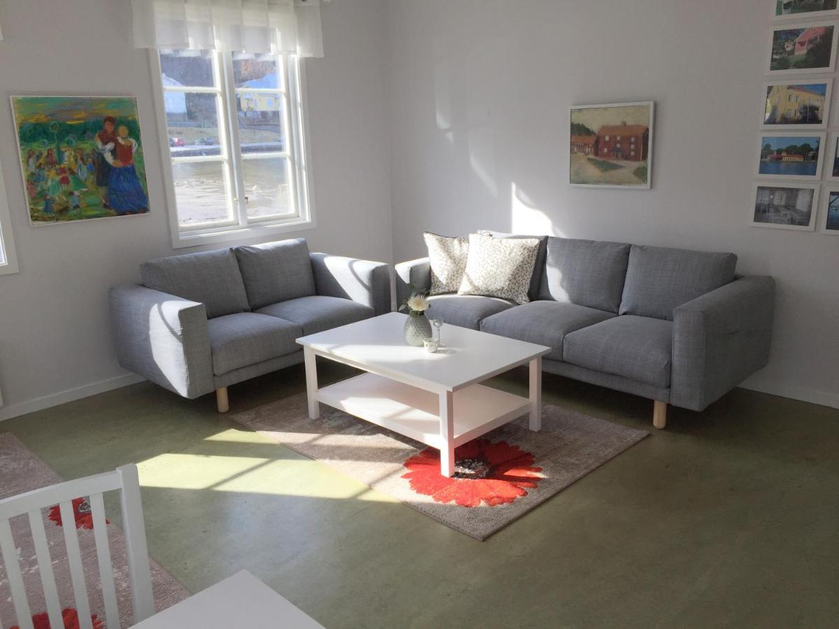 Gustafsbergs Badhotell&Vandrarhem Uddevalla Exteriör bild